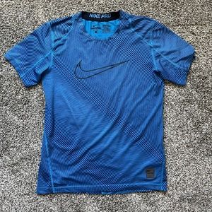 Nike Pro Dri Fit Youth Boy's Large Blue Short Sleeved Shirt